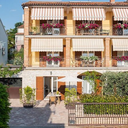 Apartmani Jolly Porec: Blizu Centra I Mora Exterior foto